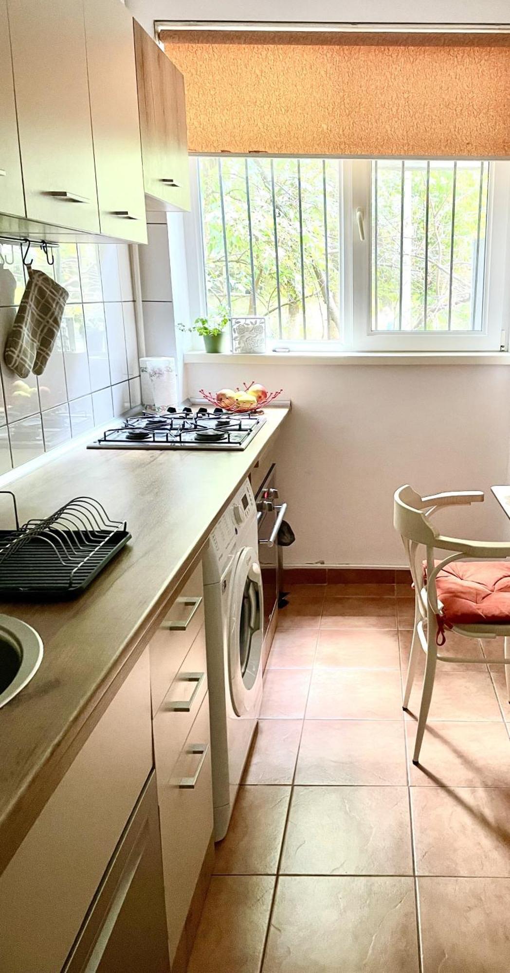 Cozy And Clean Apartment, Near National Arena Bukarest Eksteriør billede